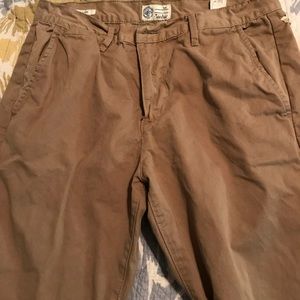 Lucky brand chinos- 32/32- excellent condition